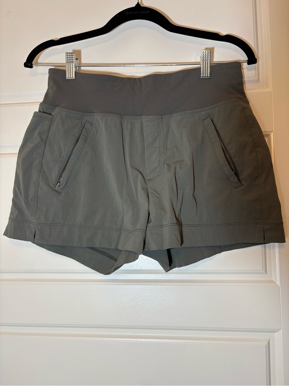 Performance Pull-On Women's Shorts - Olive